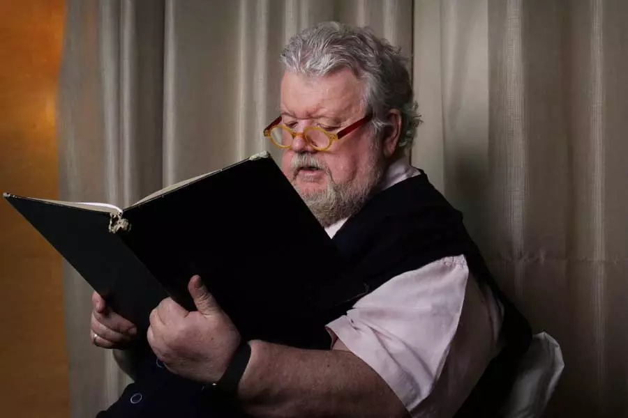 xian McNeice reading his script for Tyca jpg pagespeed ic O3Ry7UYSUj